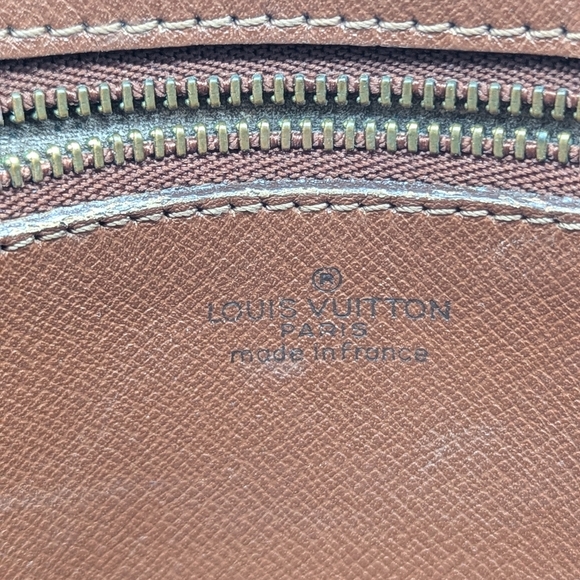 Louis Vuitton Trousse Pochette Clutch - Picture 6 of 9